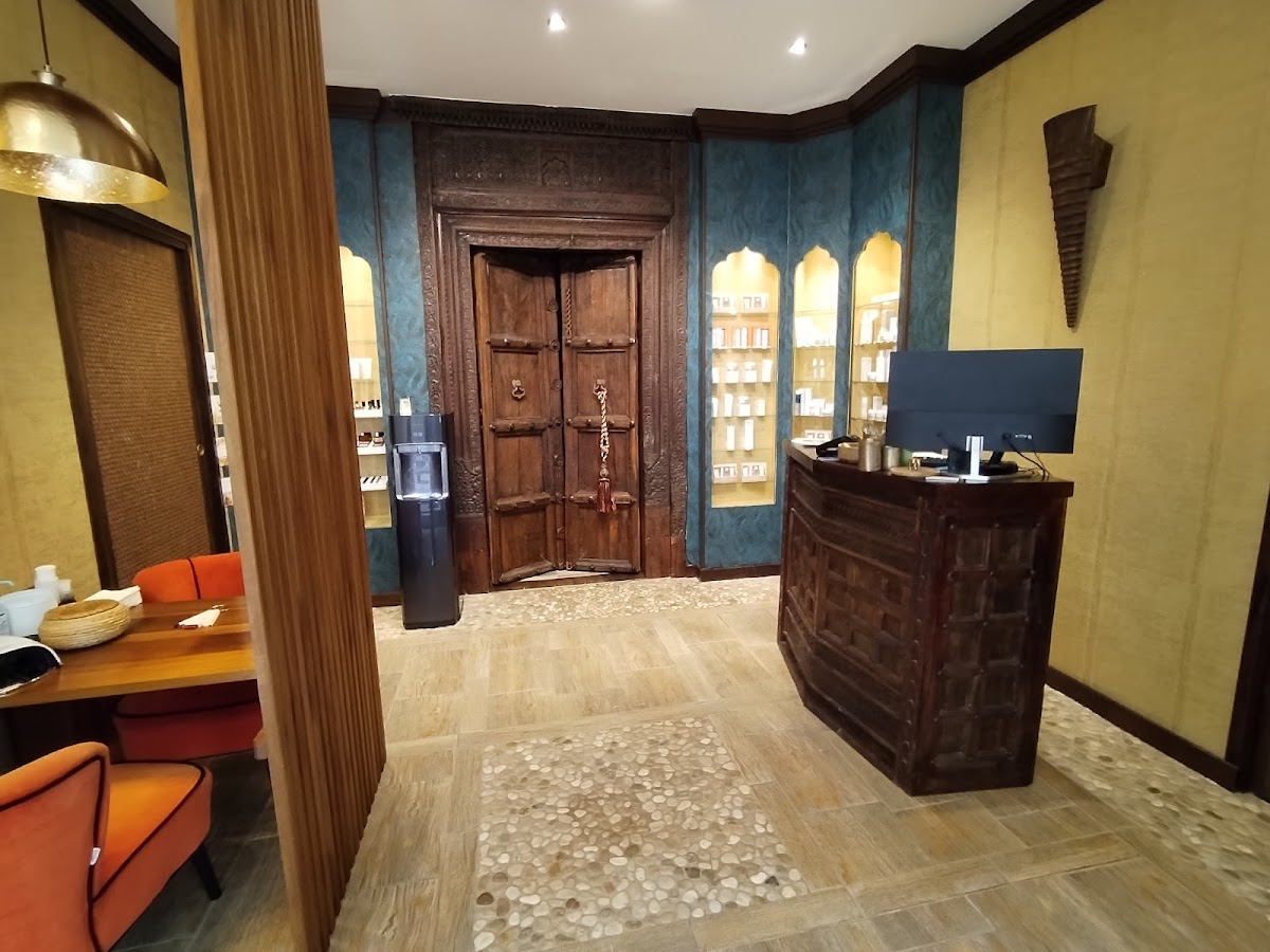 Camille.M Port de plaisance - Institut de Beauté & Massage Caen